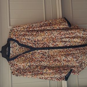 Liz Claiborne size L 3/4 sleeve cream colored blouse